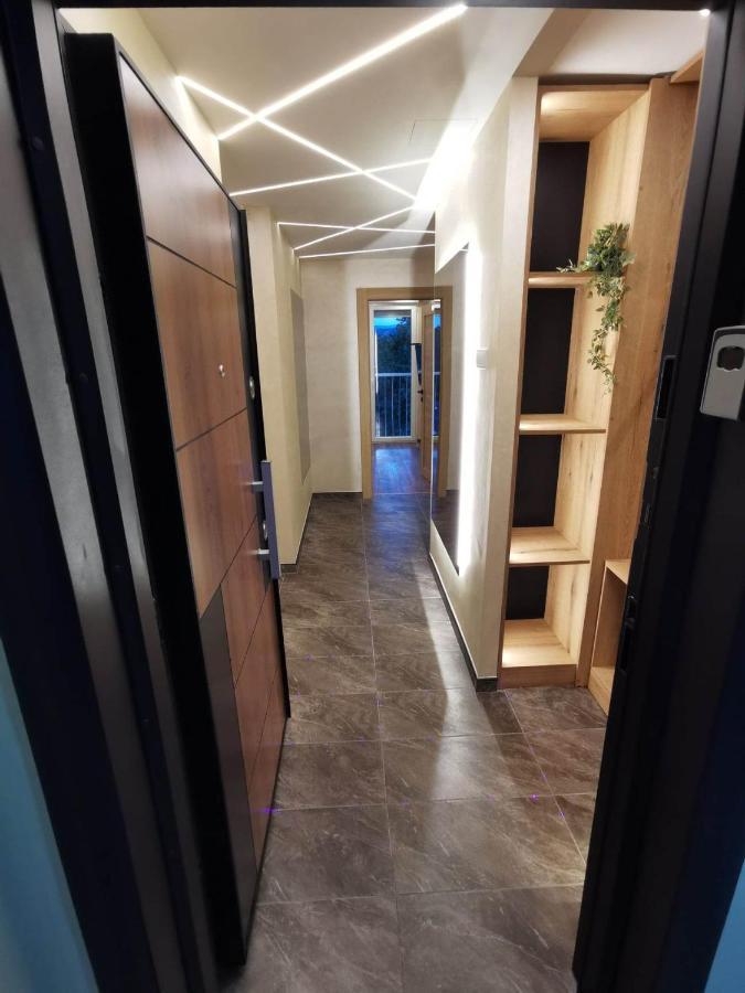 Princ Lux Spa With Free Parking Apartman Újvidék Kültér fotó