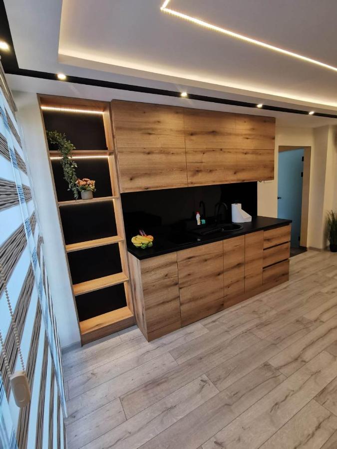 Princ Lux Spa With Free Parking Apartman Újvidék Kültér fotó