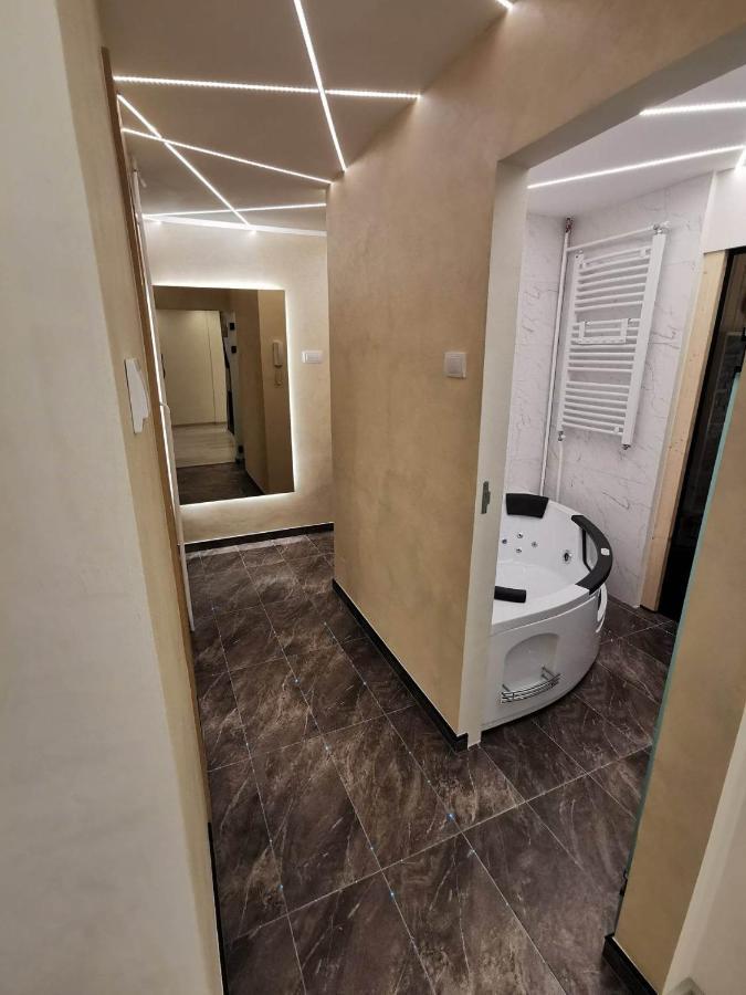 Princ Lux Spa With Free Parking Apartman Újvidék Kültér fotó