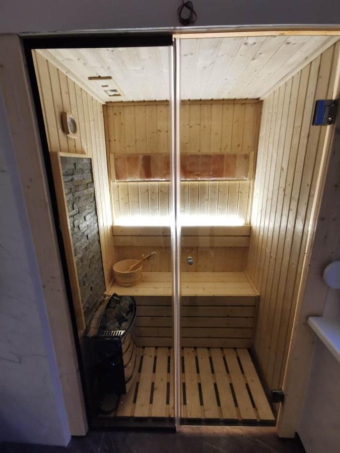 Princ Lux Spa With Free Parking Újvidék Kültér fotó