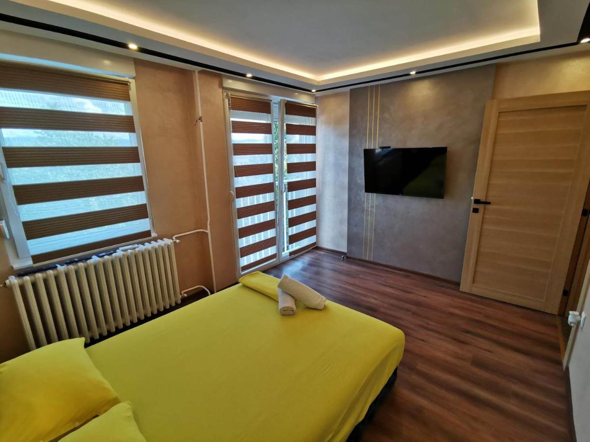 Princ Lux Spa With Free Parking Apartman Újvidék Kültér fotó